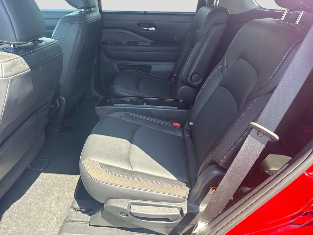 Used 2023 Red Nissan SL image 15