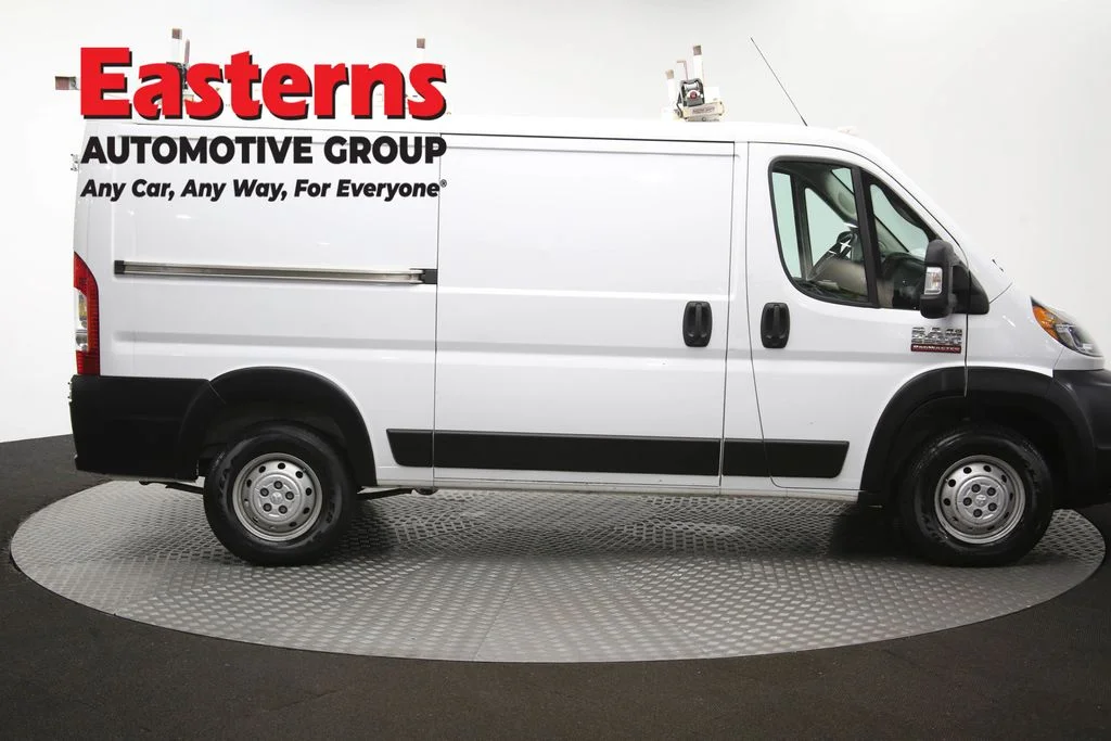 Used 2021 White Ram Base image 43