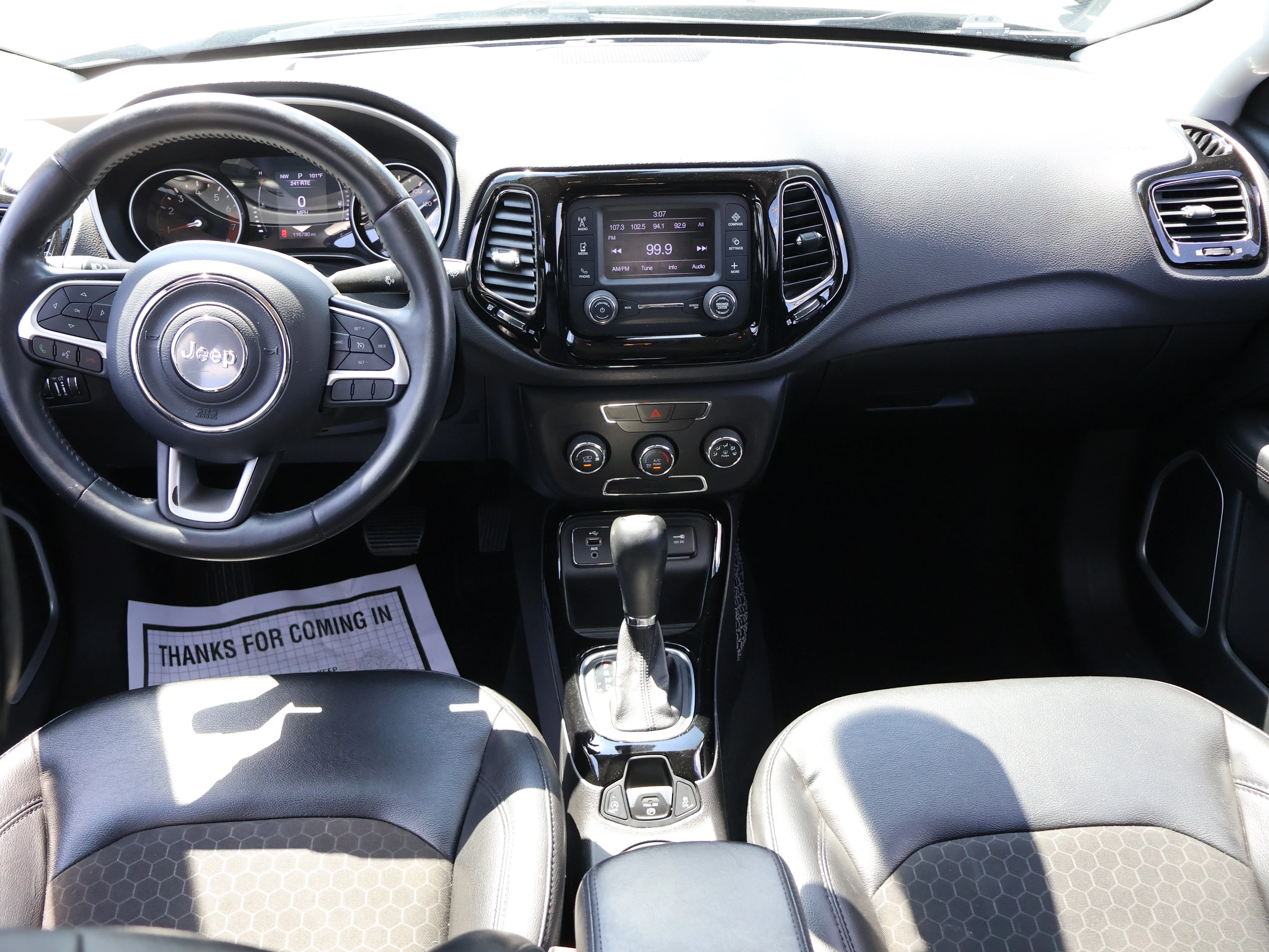 Used 2018 Granite Crystal Metallic Clearcoat Jeep Altitude image 18