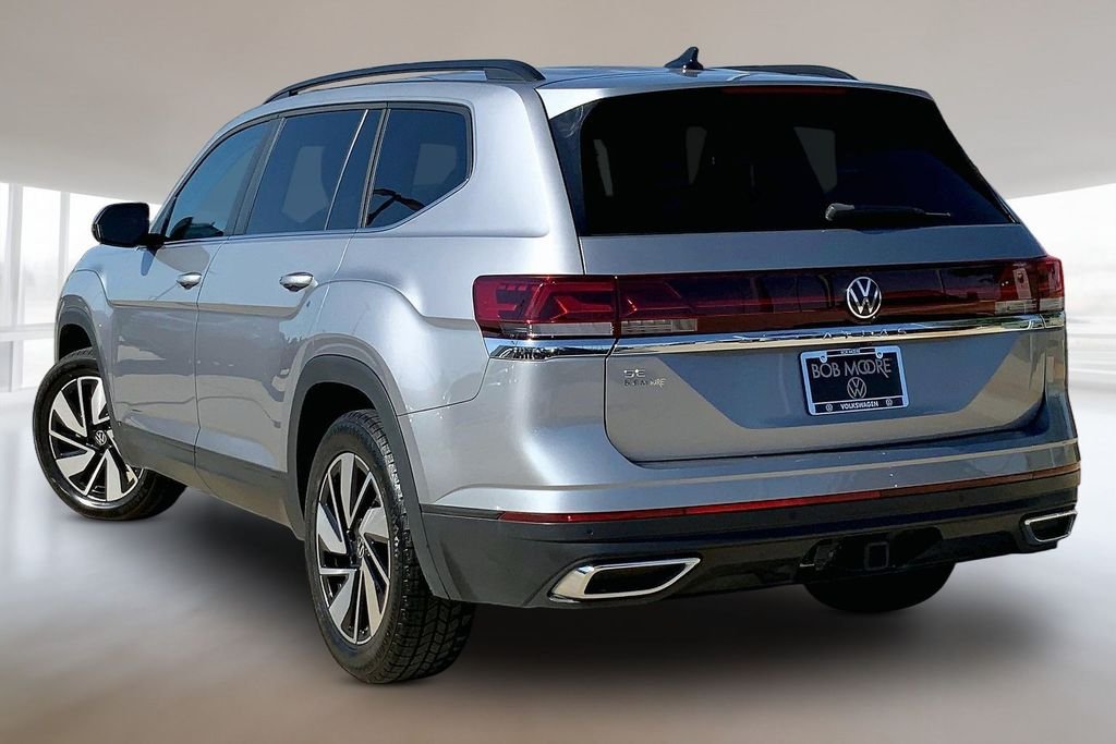 Used 2024 Silver Mist Metallic Volkswagen 2.0T SE w/Technology image 12