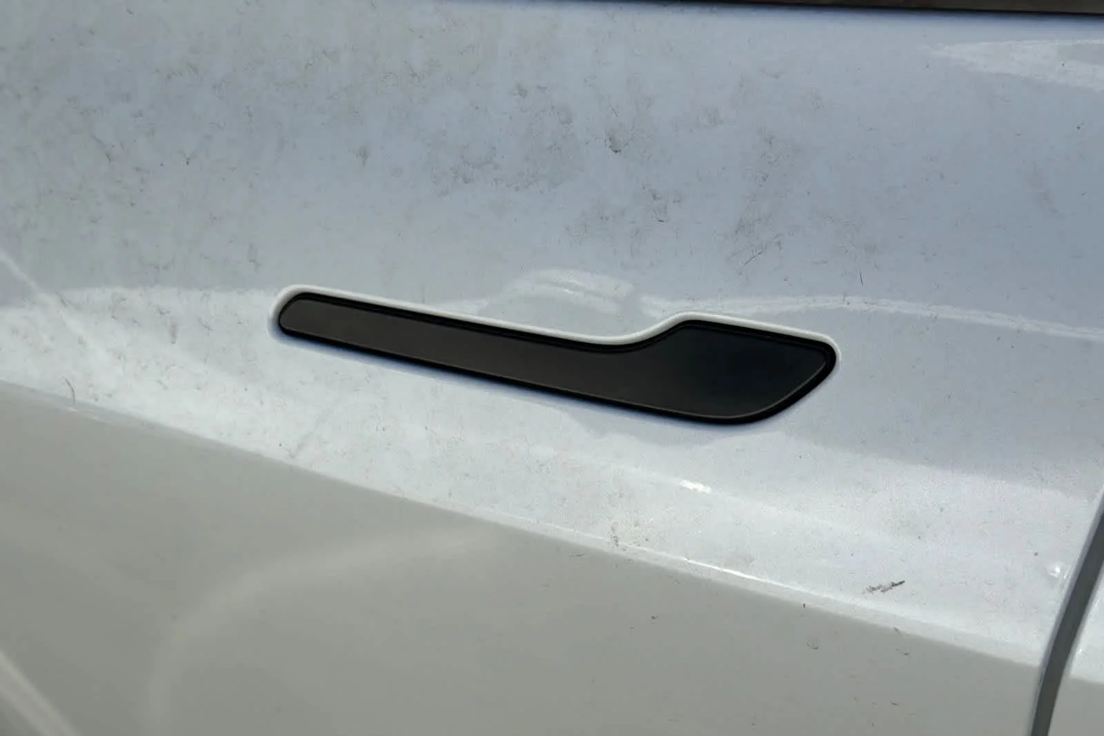 Used 2025  Tesla Long Range image 18