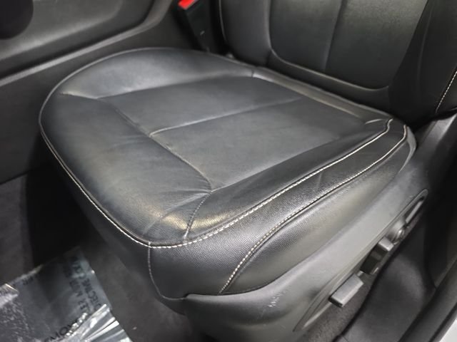 Used 2021 White Jeep Limited image 28