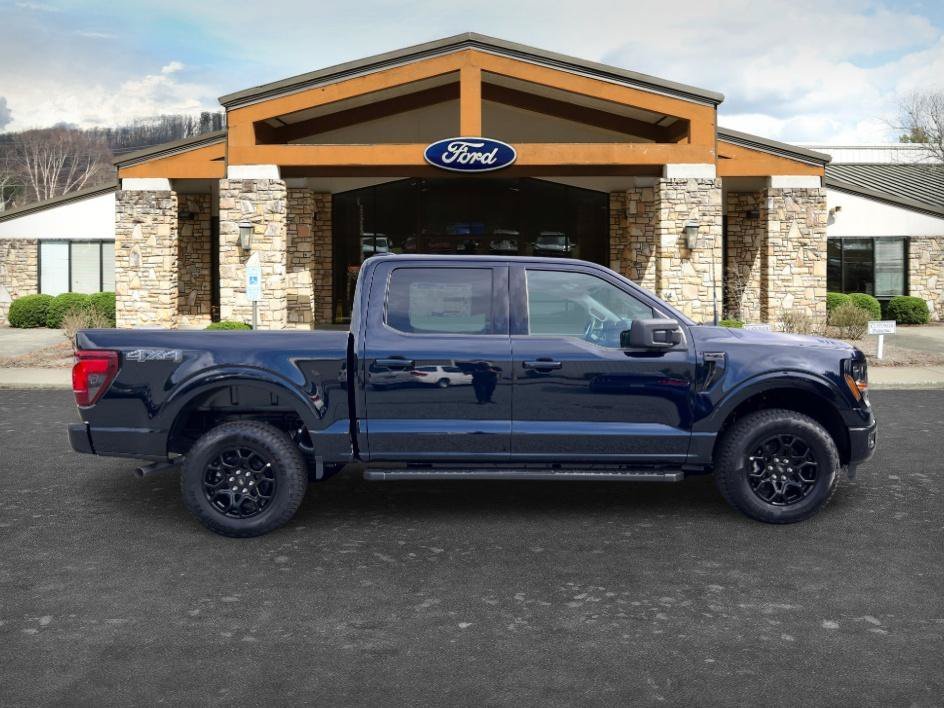 New 2026 Antimatter Blue Metallic Ford XLT image 4
