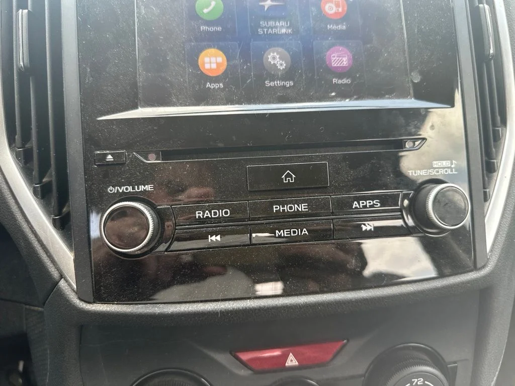 Used 2019 Black Subaru Base image 16