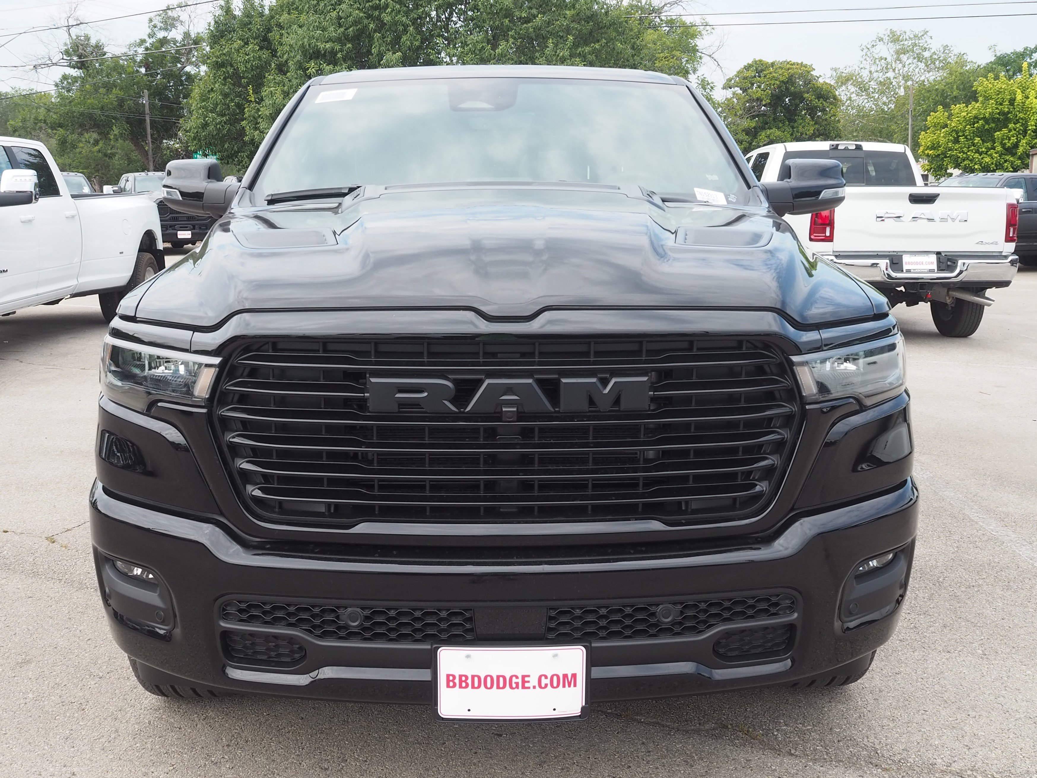 2026 Ram 1500 Laramie photo 2