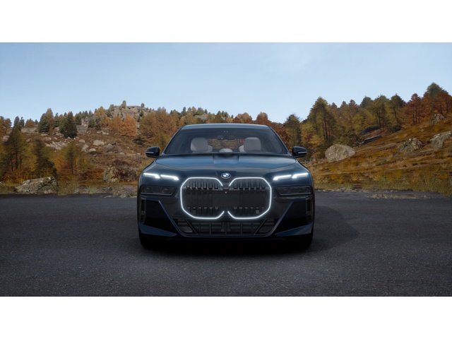 New 2026 Carbon Black Metallic BMW 740i image 3