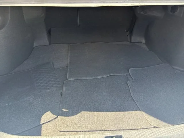 Used 2019 White Toyota SE image 19