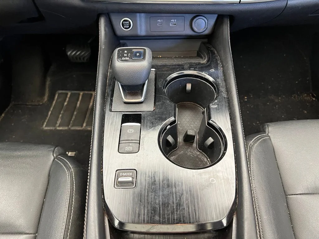 Used 2021 Gray Nissan SL image 11