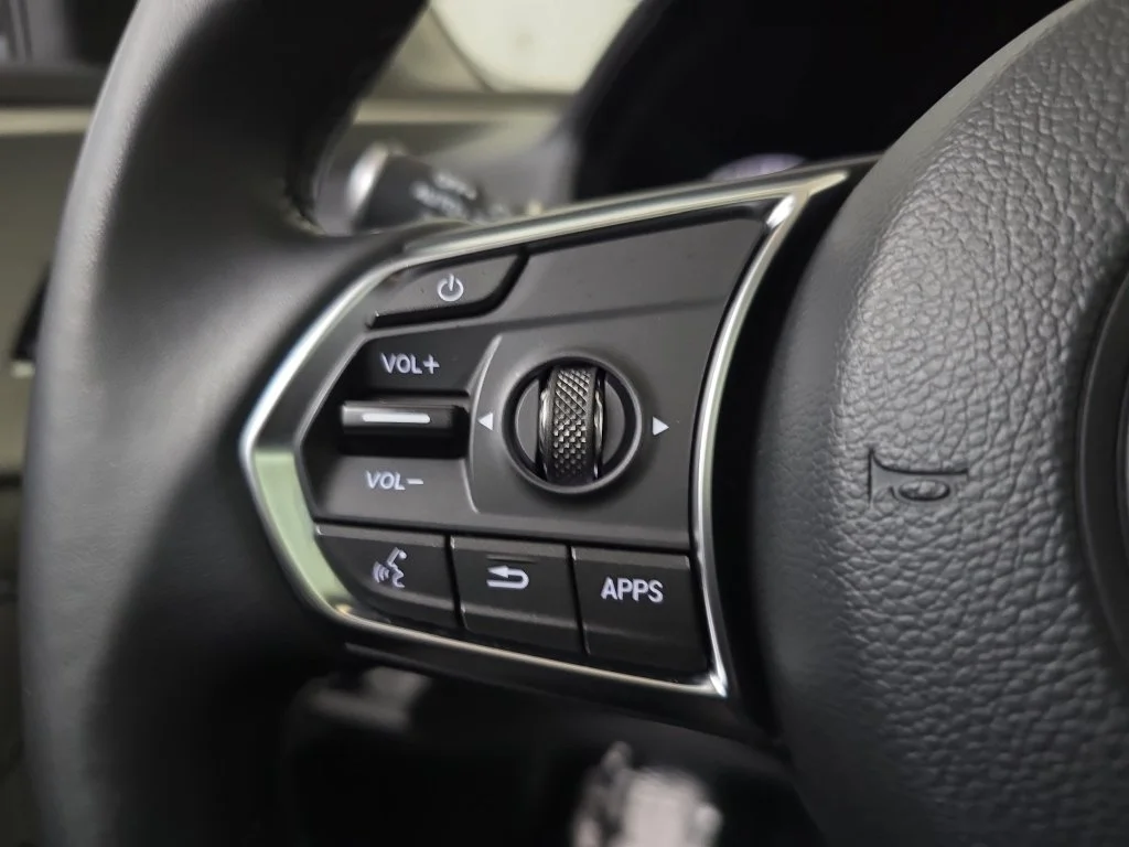 Used 2021  Acura Technology Package image 19