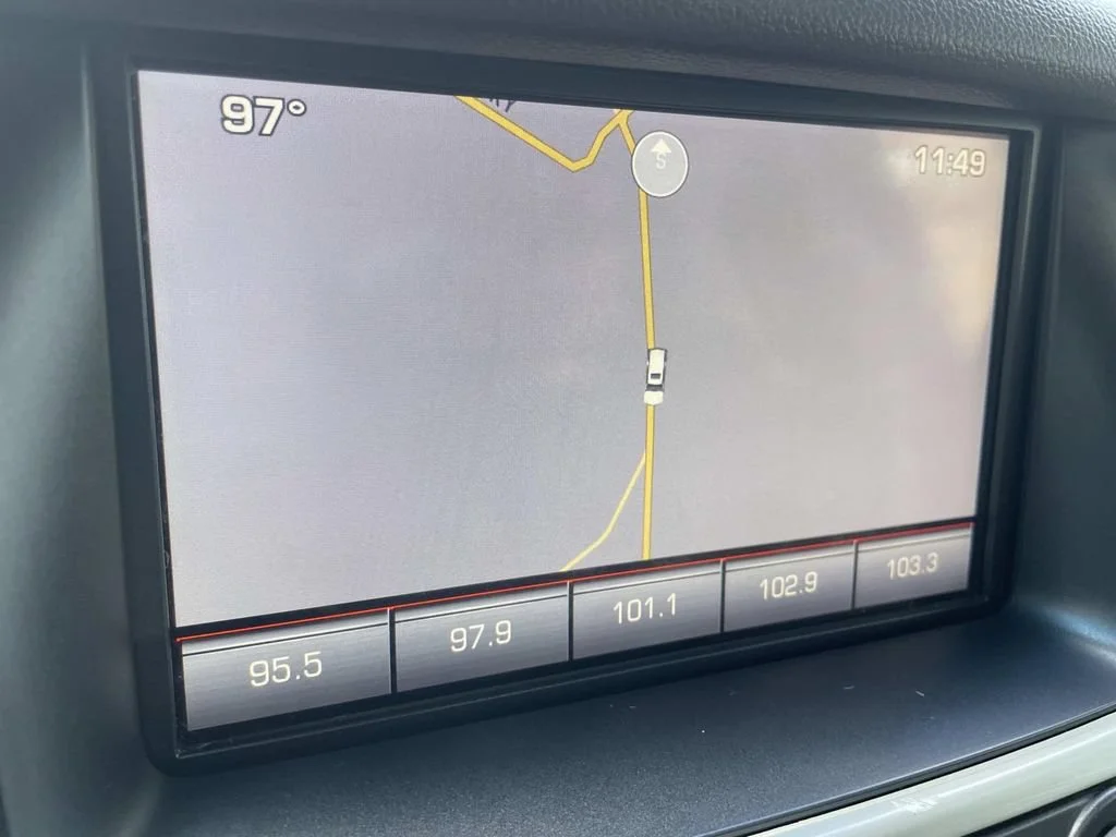 Used 2015 SUMMIT WHITE GMC SLT image 25