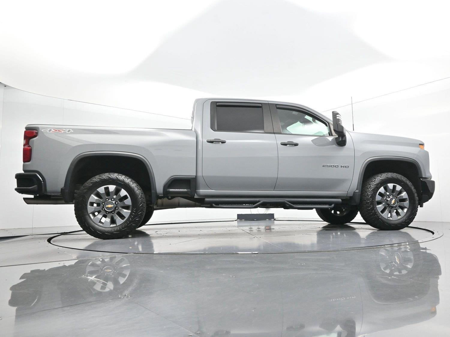 Used 2024 Slate Gray Metallic Chevrolet Custom image 50