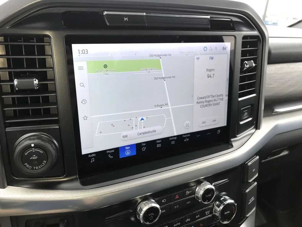 Used 2025 Blue Ford Lariat image 16