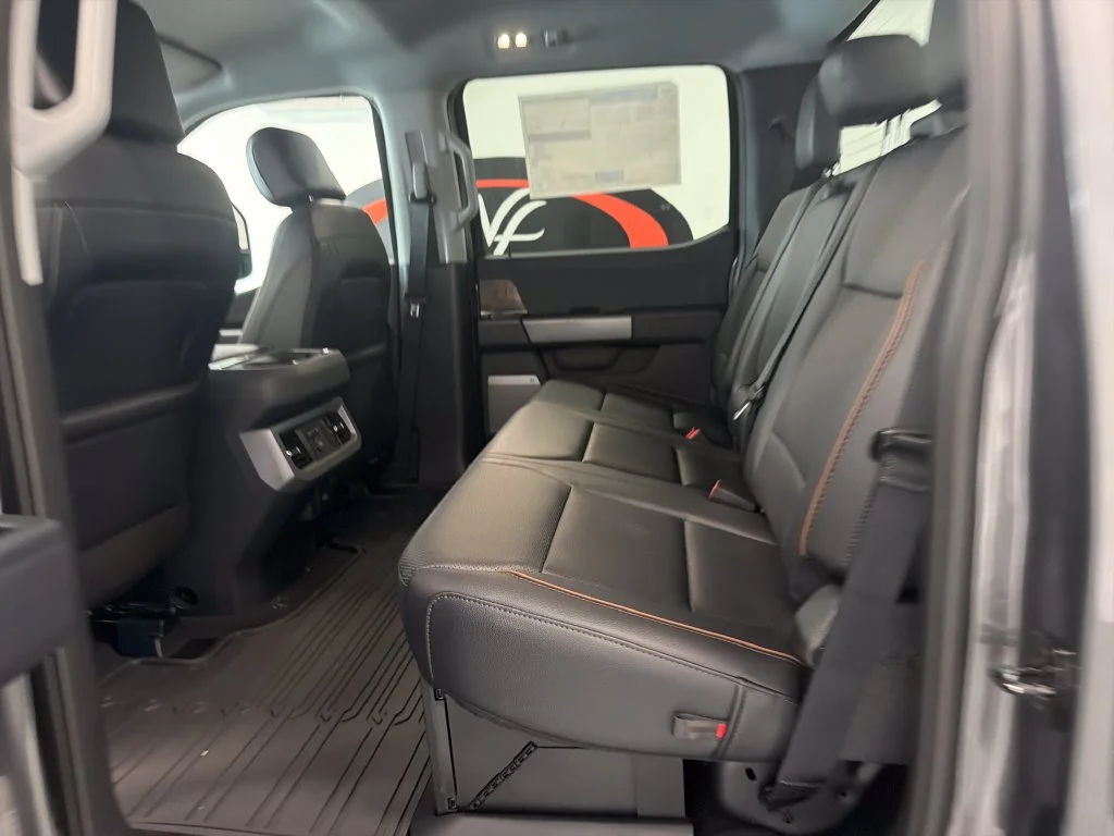 New 2027 Carbonized Gray Metallic Ford F-250® Lariat® image 13