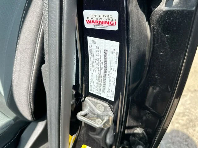 Used 2019 Black Ford SE image 37