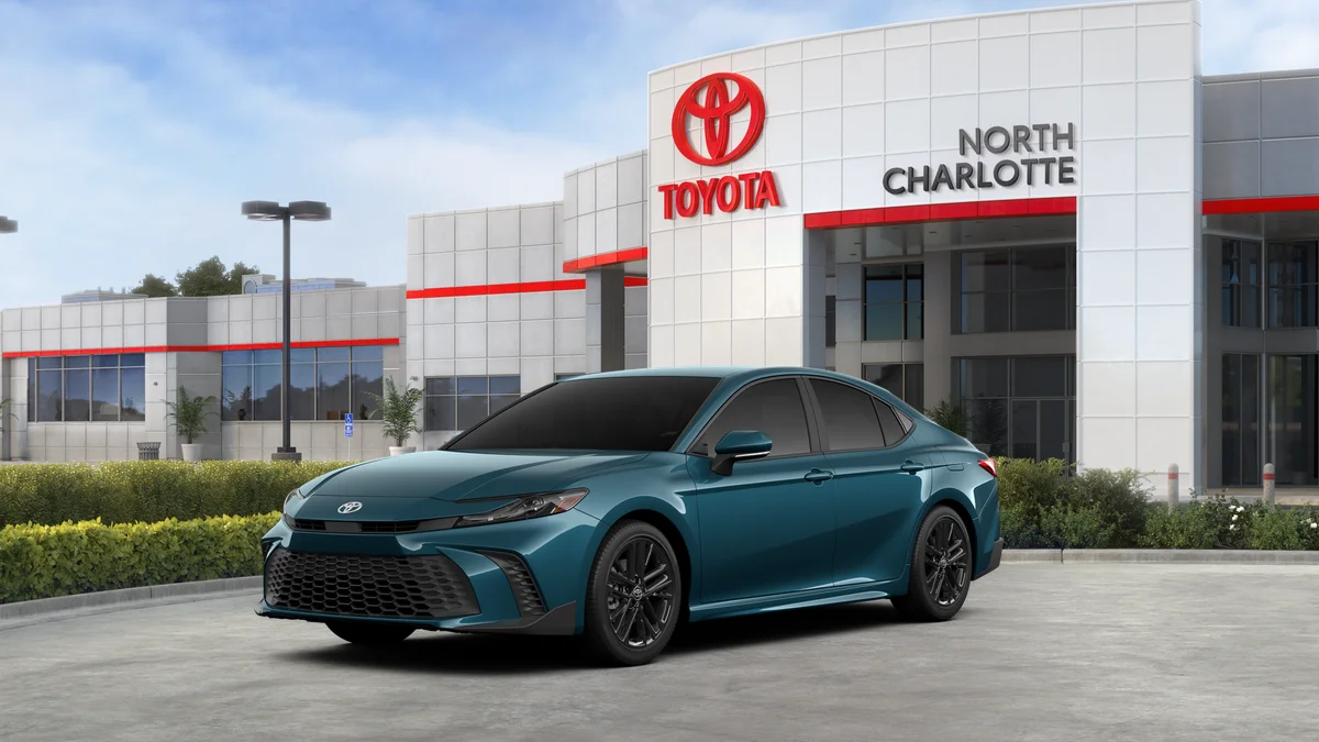 New 2026 Ocean Gem Toyota SE image 65