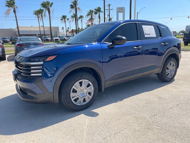 2025 Nissan Kicks S