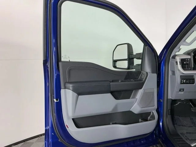 New 2026 Argon Blue Metallic Ford XLT image 16