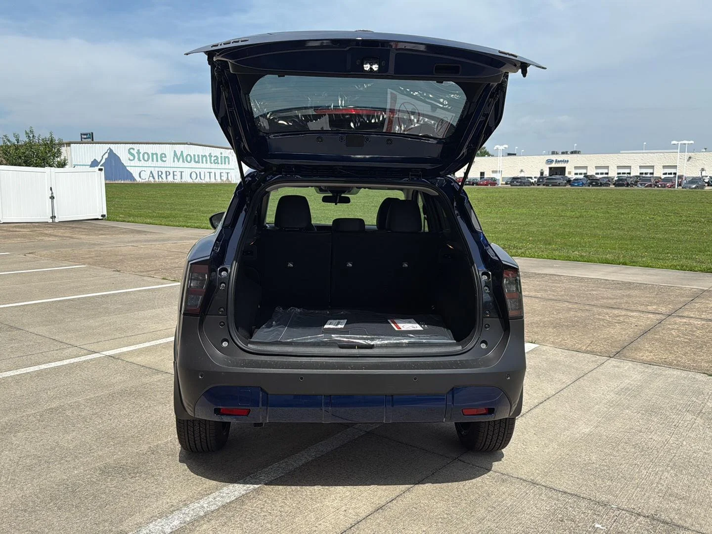 New 2026 Deep Blue Pearl Nissan SR image 14