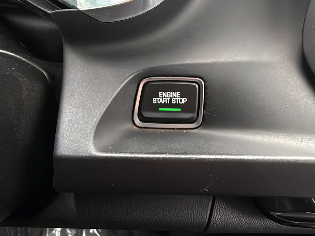 Used 2020 Red Chevrolet 1LT image 15