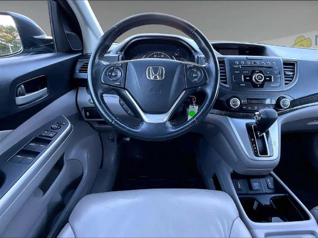 Used 2014 Gray Honda EX-L image 17