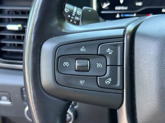 Used 2022 Desert Sand Metallic GMC AT4 image 24