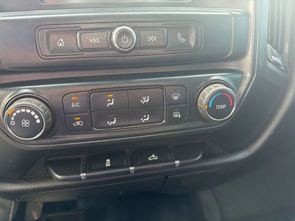 Used 2017 SUMMIT WHITE Chevrolet Work Truck image 28
