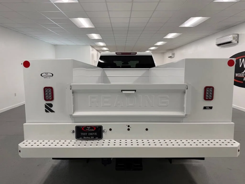 New 2026 Summit White Chevrolet Work Truck image 7