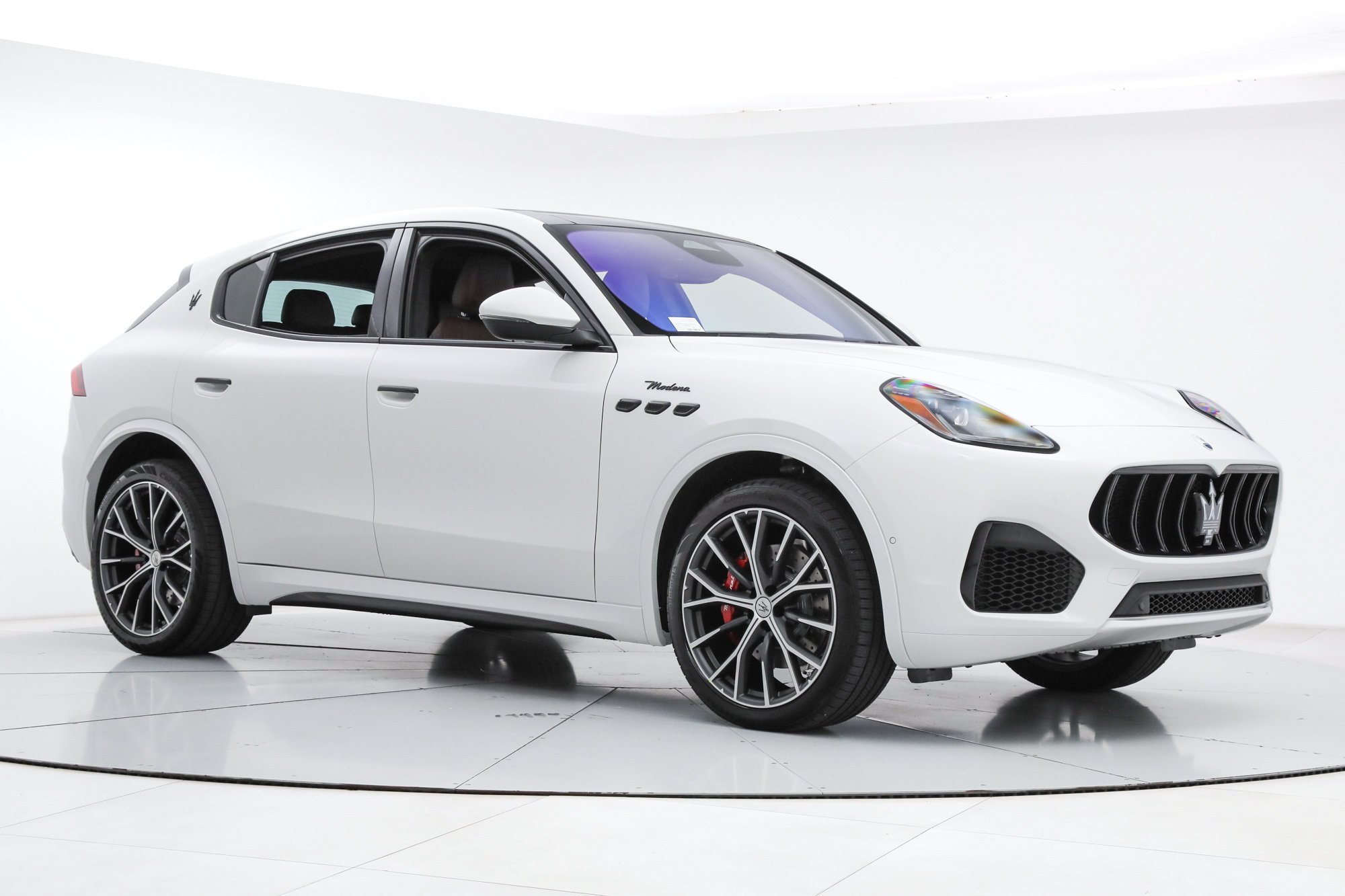 New 2026 White Maserati Modena image 7
