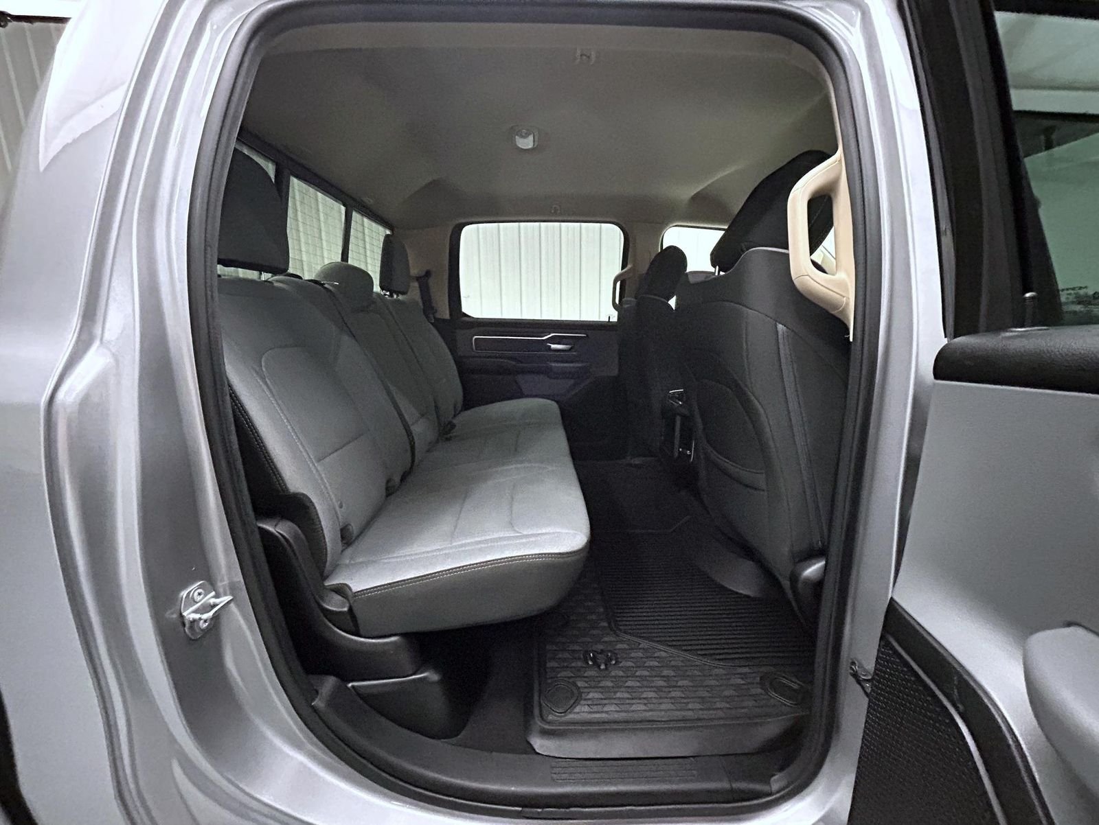 Used 2019 Silver Ram Big Horn/Lone Star image 18