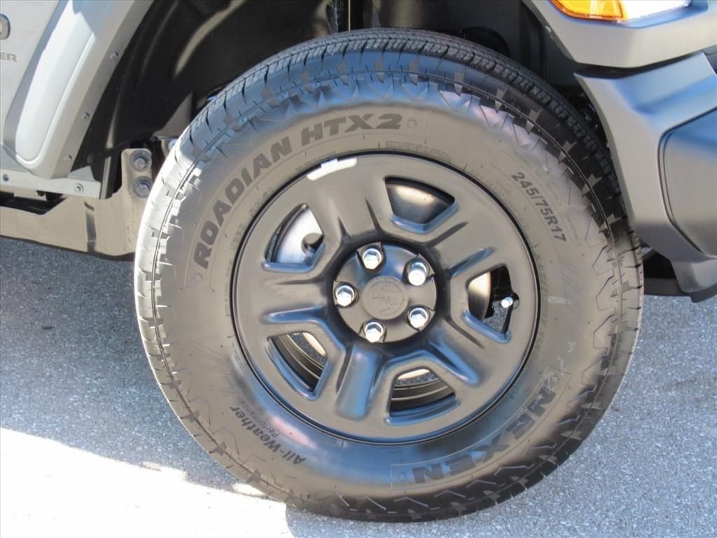 New 2026 Anvil Clear-Coat Exterior Paint Jeep Sport image 7