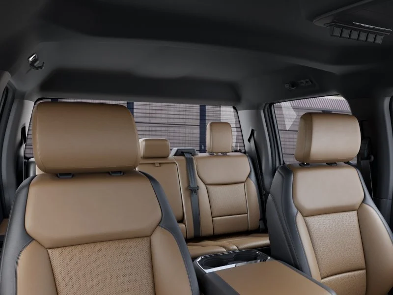 New 2027 Oxford White Ford F-350® Lariat® image 34