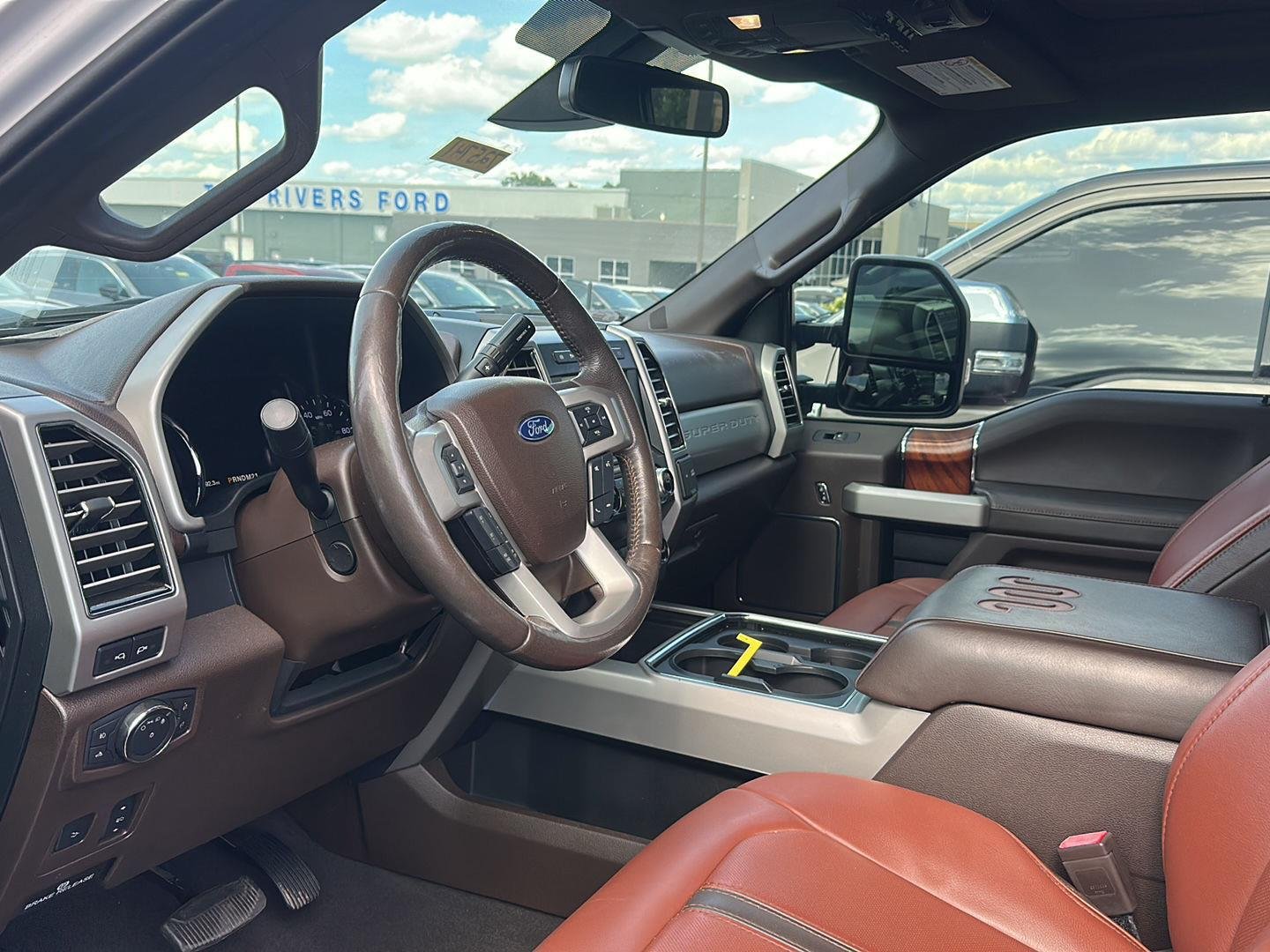 Used 2019 White Platinum Metallic Tri-Coat Ford King Ranch image 2