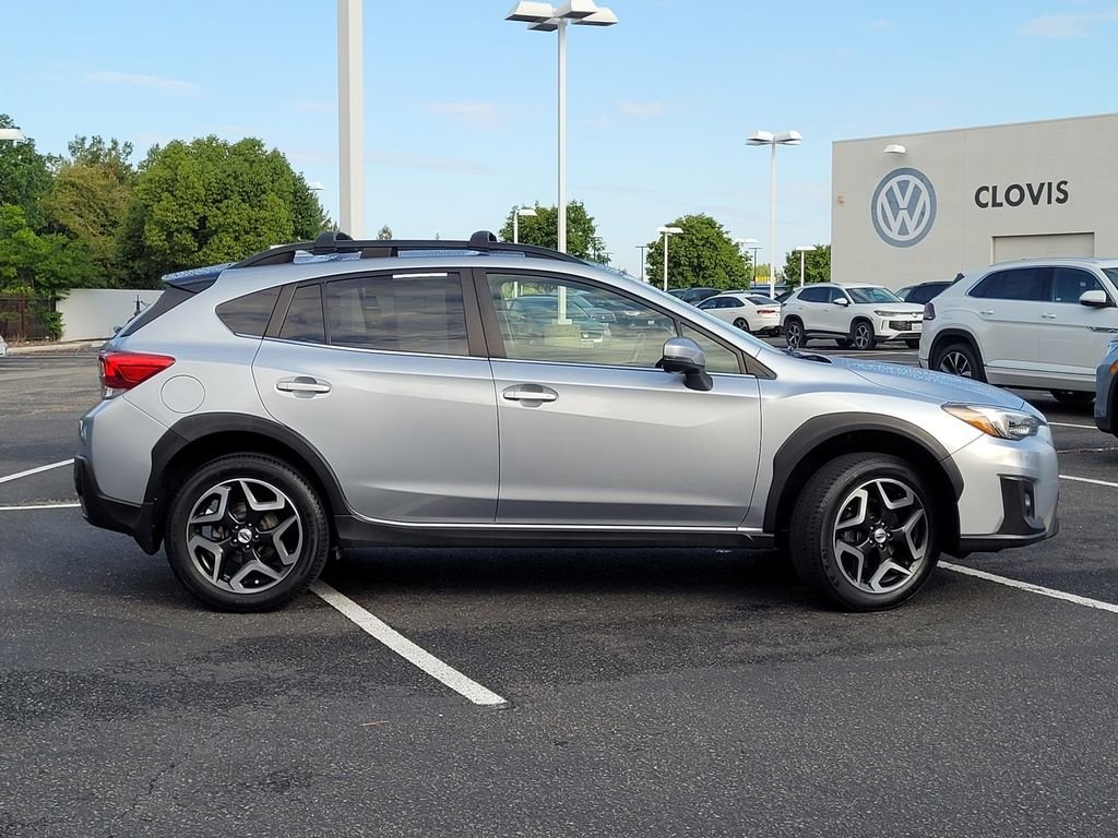 Used 2018 Silver Subaru 2.0i Limited image 5