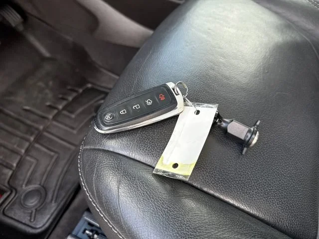 Used 2016 Magnetic Ford Titanium image 30