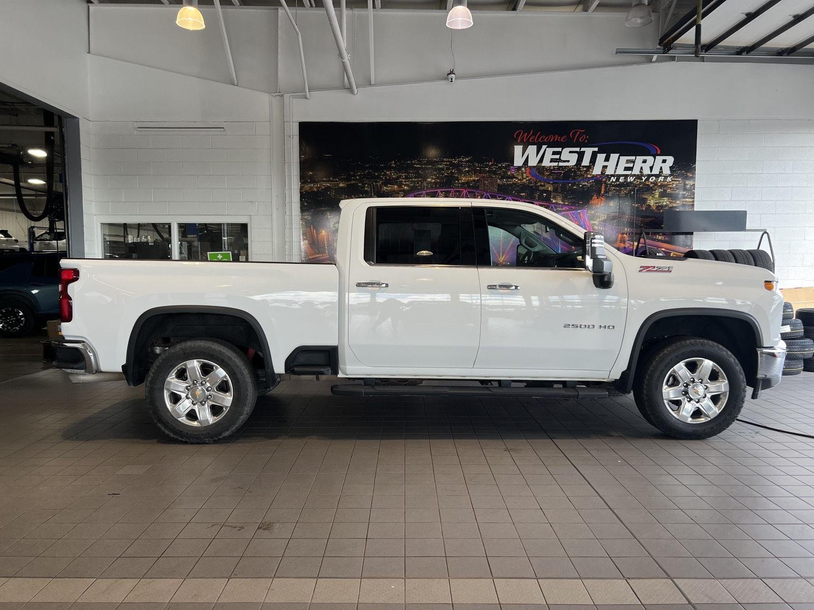 Used 2022 Summit White Chevrolet LTZ image 12