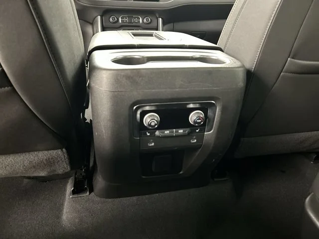 Used 2023 SUMMIT WHITE Chevrolet Premier image 24