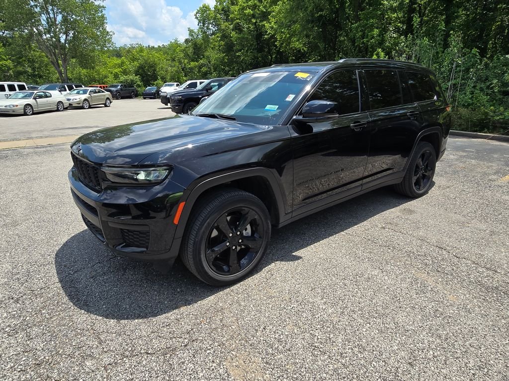Used 2024 Jeep Grand Cherokee L Altitude with VIN 1C4RJKAG8R8533823 for sale in Kansas City
