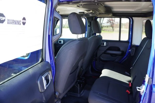Used 2019 Blue Jeep Unlimited Sahara image 17
