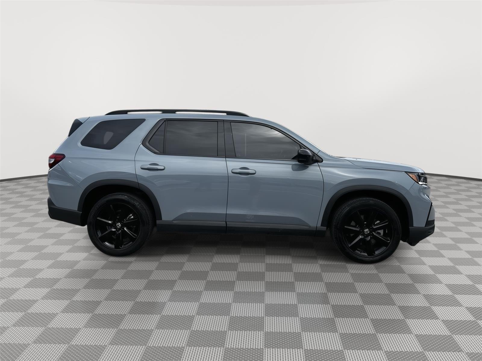 Used 2025 Sonic Gray Pearl Honda Black Edition image 5