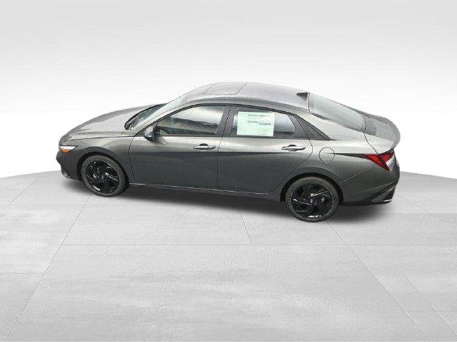 New 2026 Gray Hyundai SEL Sport Plus image 26
