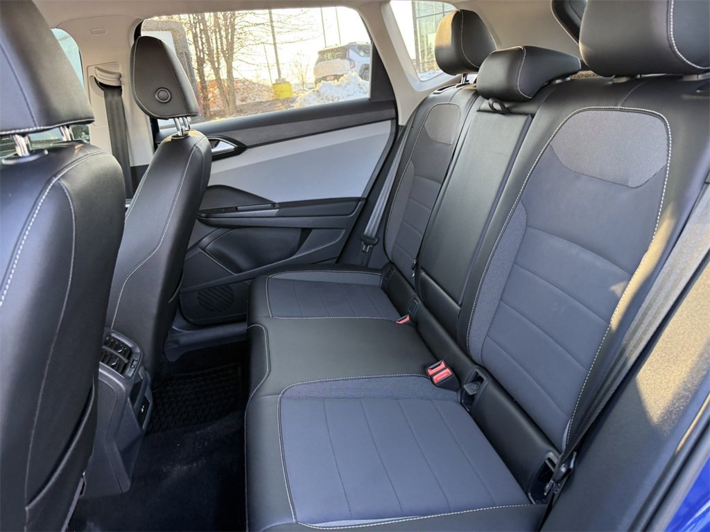 2022 VOLKSWAGEN TAOS - Image 30