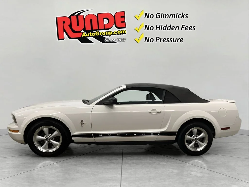 Used 2007 Ford Mustang Premium with VIN 1ZVFT84N775361502 for sale in Manchester, IA
