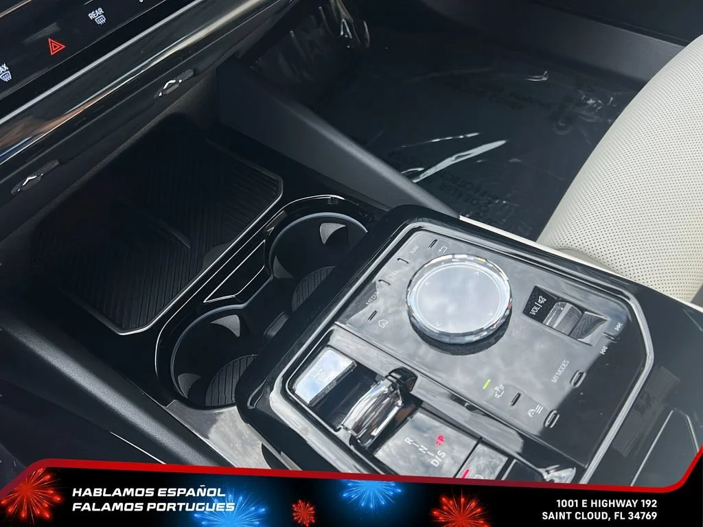 Used 2024 Blue BMW xDrive image 22