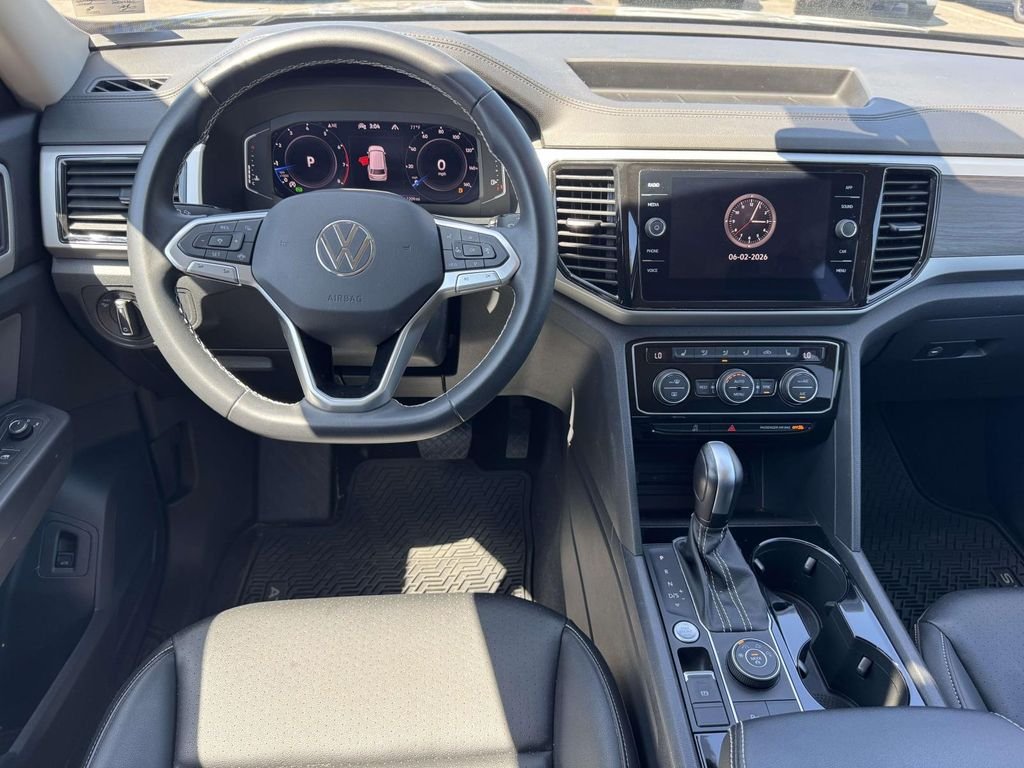 2023 Volkswagen Atlas SE w/Tech - Photo 17