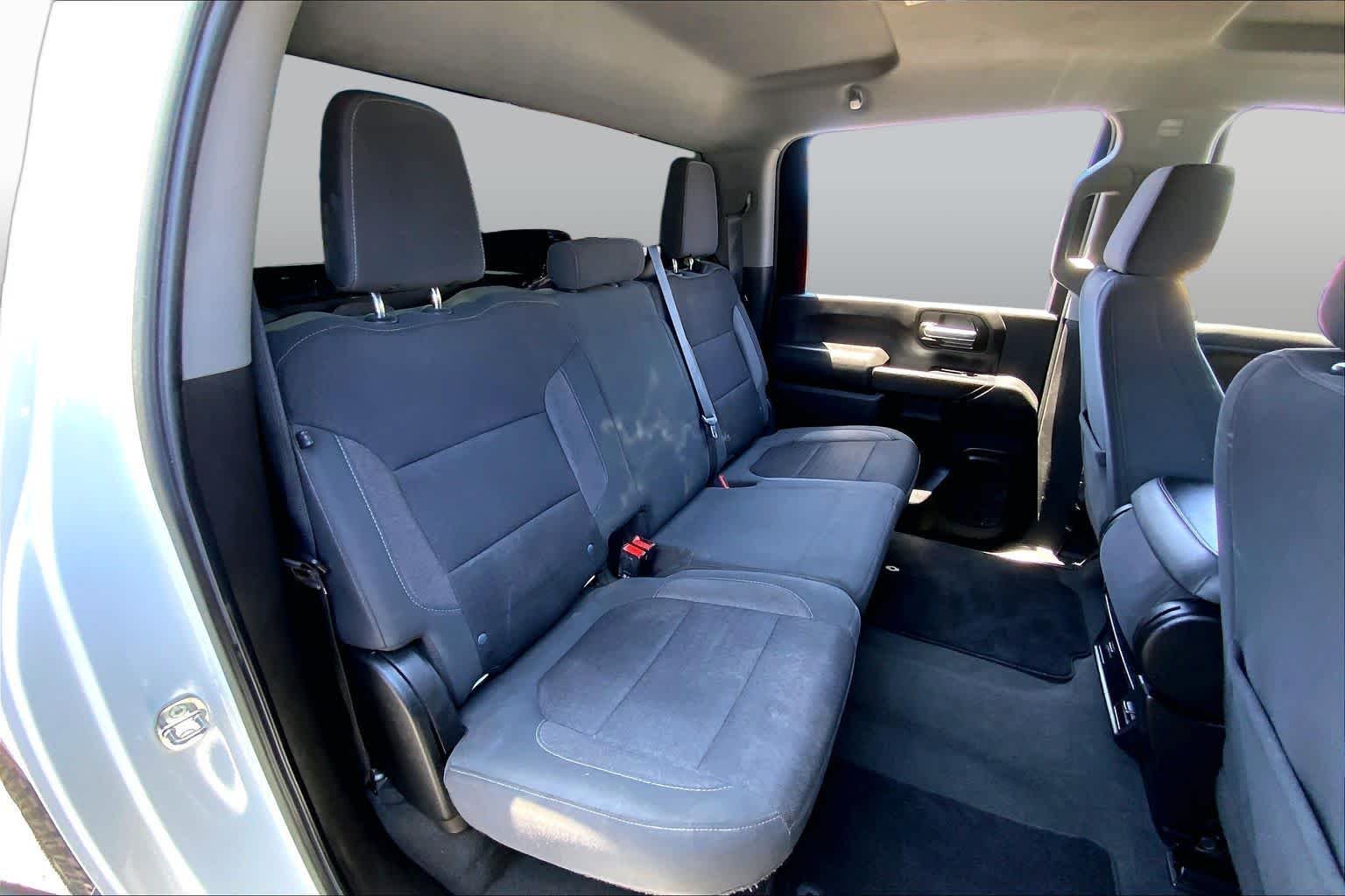 Used 2021 Summit White Chevrolet LT image 19