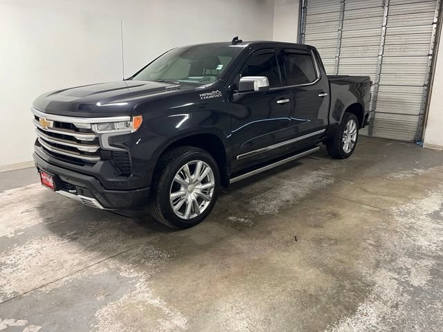 Used 2022 Dark Ash Metallic Chevrolet High Country image 3