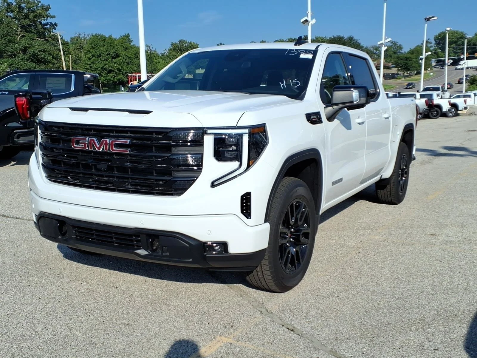 2026 GMC Sierra 1500 Elevation - Photo 14