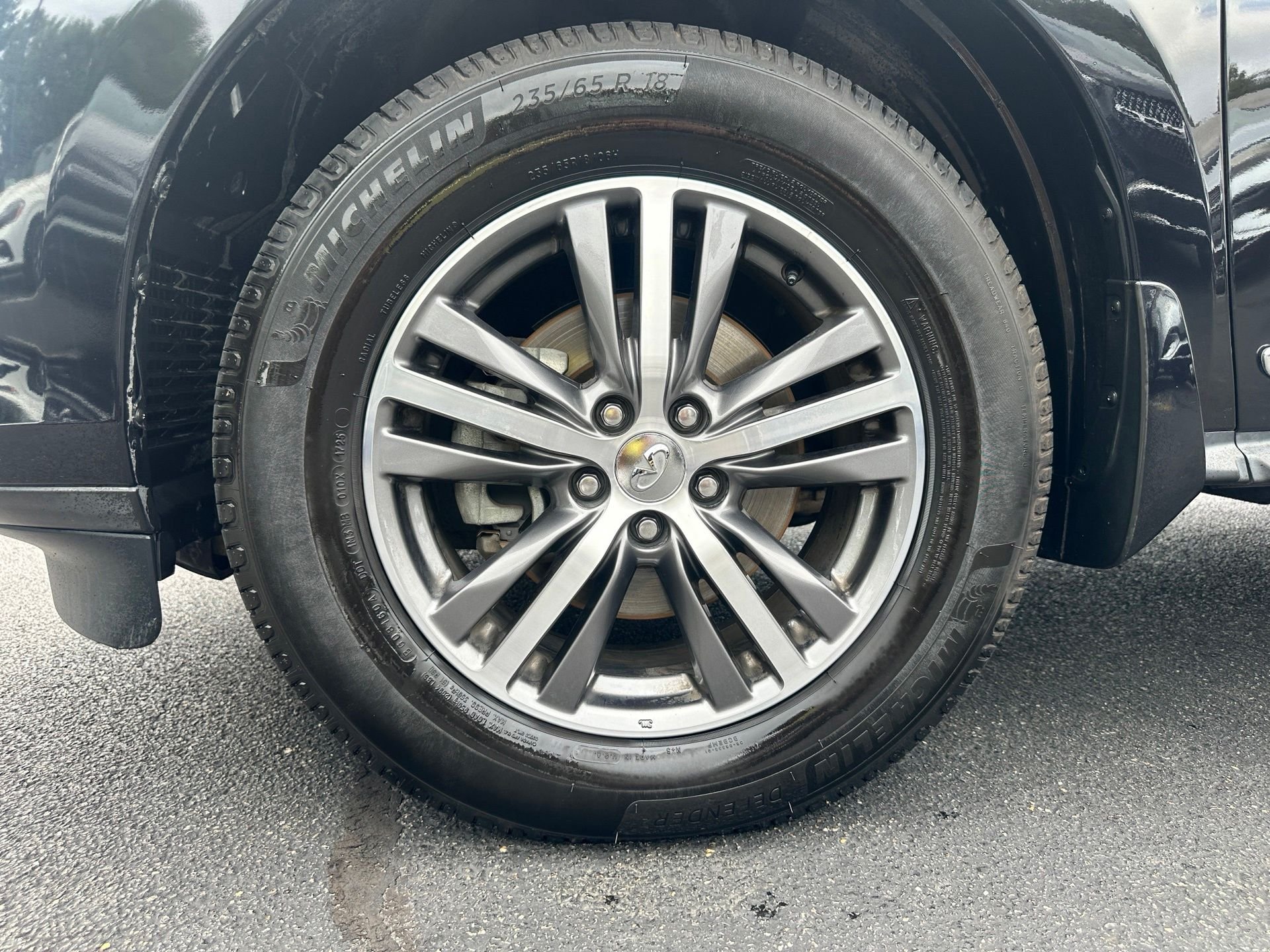 Used 2020 Black INFINITI LUXE image 31