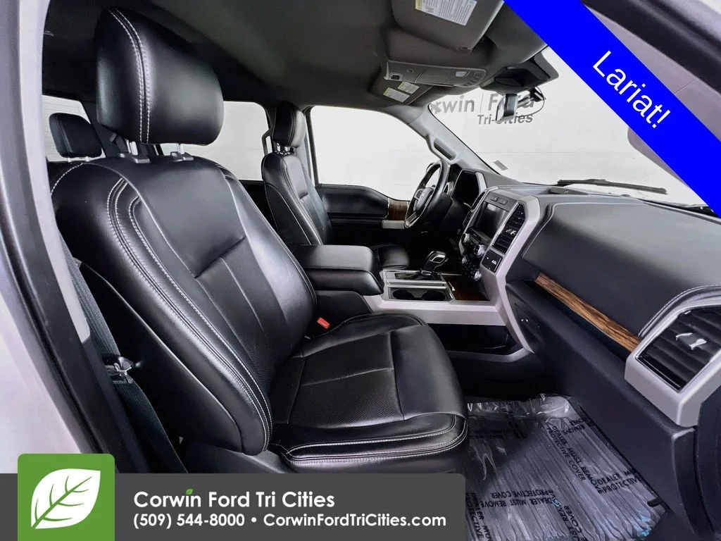 Used 2019 White Ford Lariat image 16