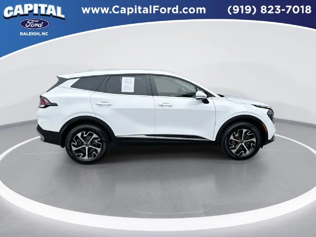 Used 2024 White Kia EX image 9